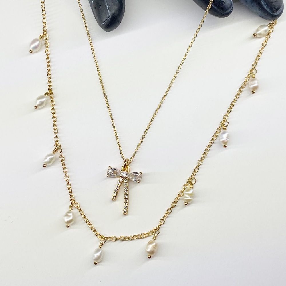 NEW FP x Luna Norte Fresh Water Pearl & bow Necklace Set - Picture 3 of 7